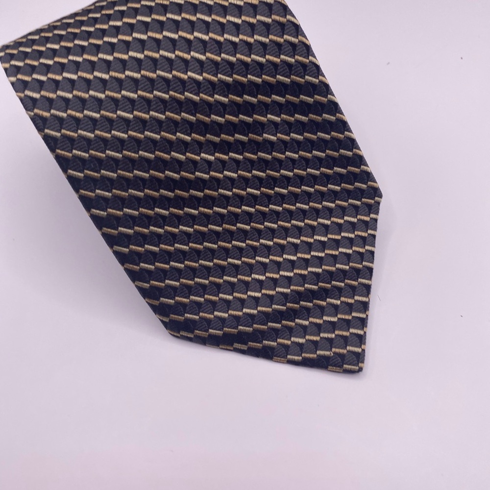 Barneys New York Geometric Black and Gold Tie